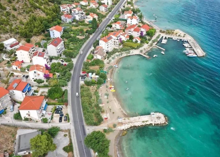 Sanja- 25m From Sandy Apartman Duće