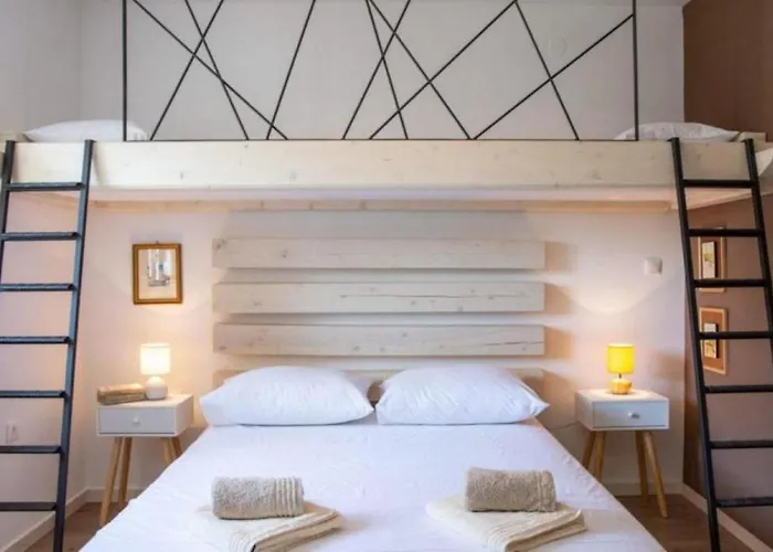 Sanja- 25m From Sandy Apartman